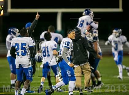 Thumbnail 3 in Federal Way vs Skyline (WIAA 4A State Playoff) photogallery.