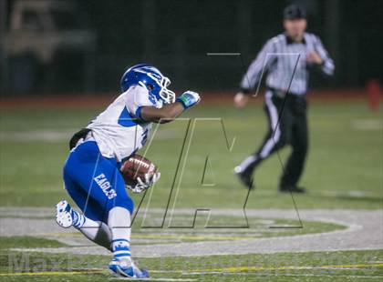 Thumbnail 3 in Federal Way vs Skyline (WIAA 4A State Playoff) photogallery.