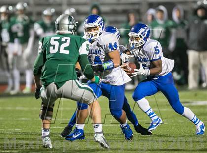 Thumbnail 1 in Federal Way vs Skyline (WIAA 4A State Playoff) photogallery.