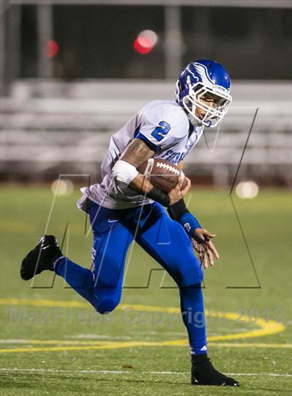 Thumbnail 3 in Federal Way vs Skyline (WIAA 4A State Playoff) photogallery.