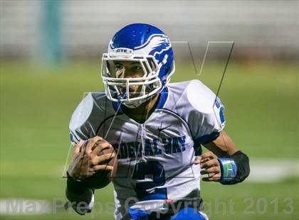 Thumbnail 3 in Federal Way vs Skyline (WIAA 4A State Playoff) photogallery.