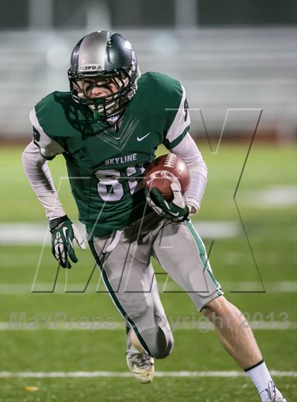 Thumbnail 3 in Federal Way vs Skyline (WIAA 4A State Playoff) photogallery.