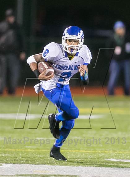 Thumbnail 1 in Federal Way vs Skyline (WIAA 4A State Playoff) photogallery.