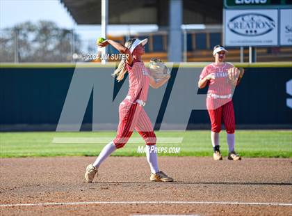 Thumbnail 3 in Franklin vs Elkhart photogallery.