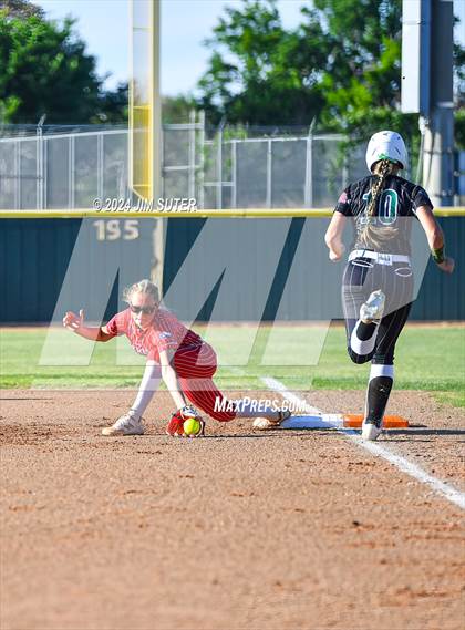 Thumbnail 1 in Franklin vs Elkhart photogallery.