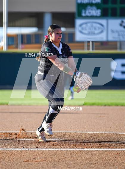 Thumbnail 1 in Franklin vs Elkhart photogallery.