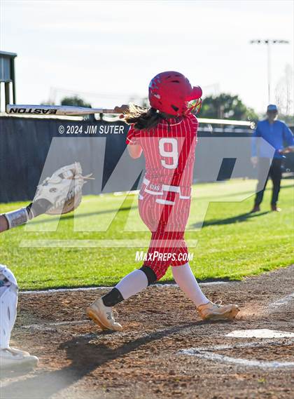 Thumbnail 3 in Franklin vs Elkhart photogallery.