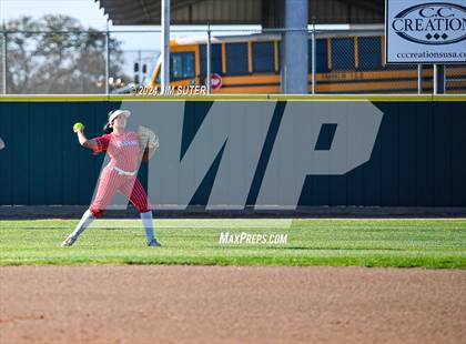 Thumbnail 1 in Franklin vs Elkhart photogallery.