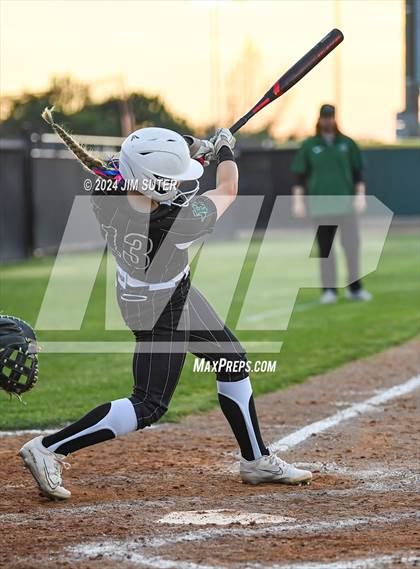 Thumbnail 1 in Franklin vs Elkhart photogallery.