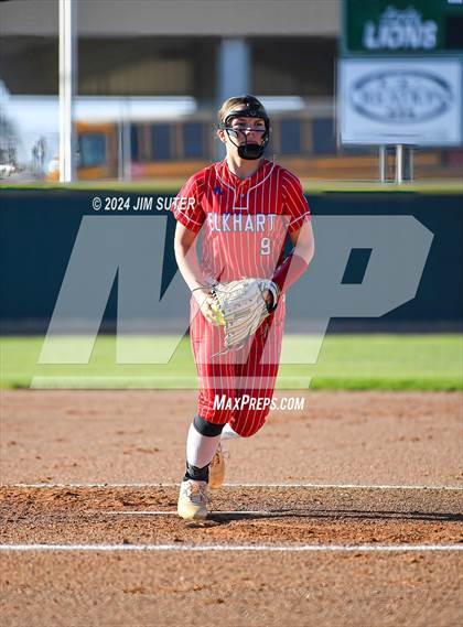 Thumbnail 1 in Franklin vs Elkhart photogallery.