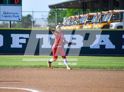 Thumbnail 3 in Franklin vs Elkhart photogallery.