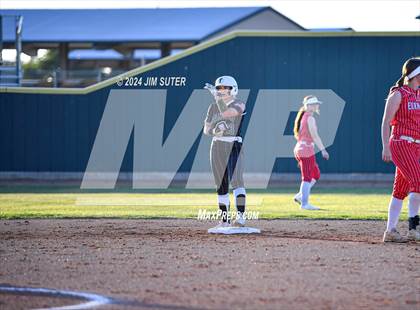 Thumbnail 2 in Franklin vs Elkhart photogallery.