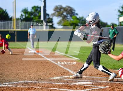 Thumbnail 2 in Franklin vs Elkhart photogallery.