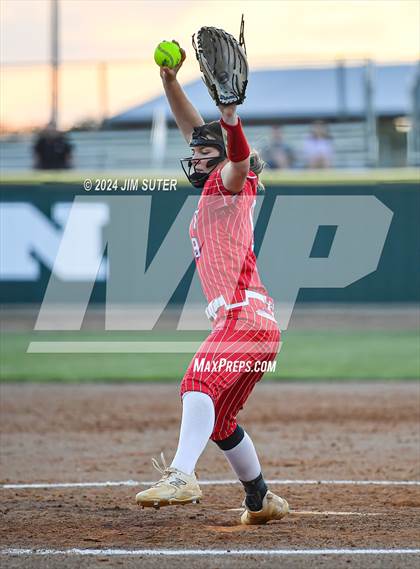 Thumbnail 3 in Franklin vs Elkhart photogallery.