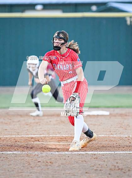 Thumbnail 1 in Franklin vs Elkhart photogallery.