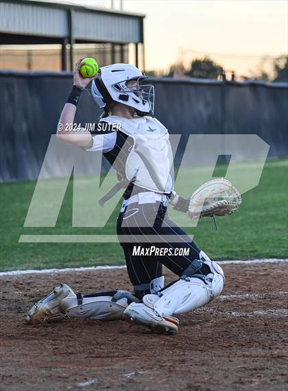 Thumbnail 1 in Franklin vs Elkhart photogallery.