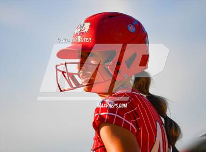 Thumbnail 3 in Franklin vs Elkhart photogallery.