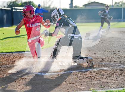 Thumbnail 1 in Franklin vs Elkhart photogallery.