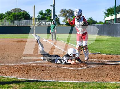 Thumbnail 2 in Franklin vs Elkhart photogallery.