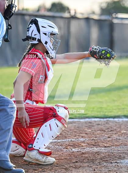 Thumbnail 2 in Franklin vs Elkhart photogallery.