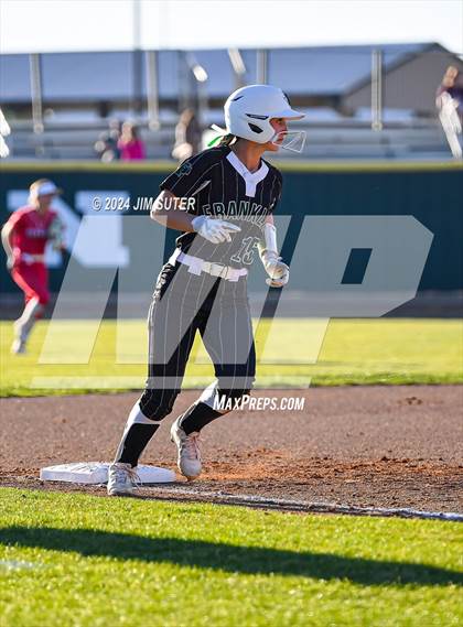Thumbnail 2 in Franklin vs Elkhart photogallery.
