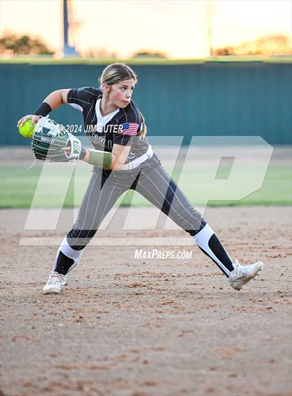 Thumbnail 1 in Franklin vs Elkhart photogallery.