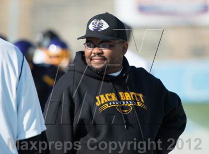 Thumbnail 3 in Butler vs. Jack Britt (NCHSAA 4AA Final) photogallery.