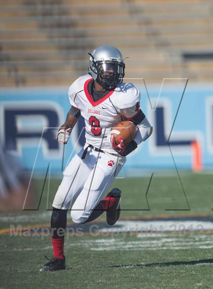 Thumbnail 2 in Butler vs. Jack Britt (NCHSAA 4AA Final) photogallery.