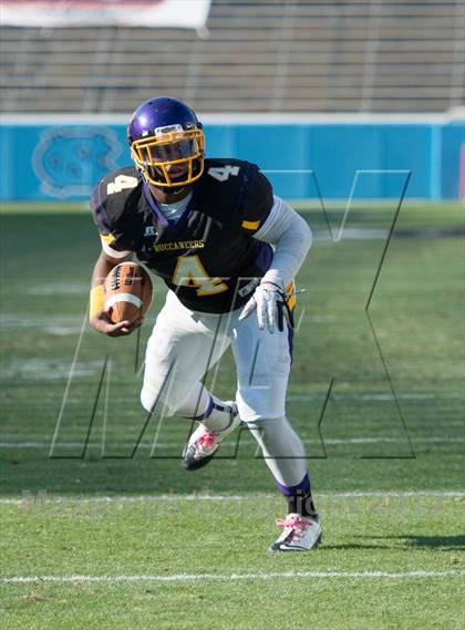 Thumbnail 1 in Butler vs. Jack Britt (NCHSAA 4AA Final) photogallery.