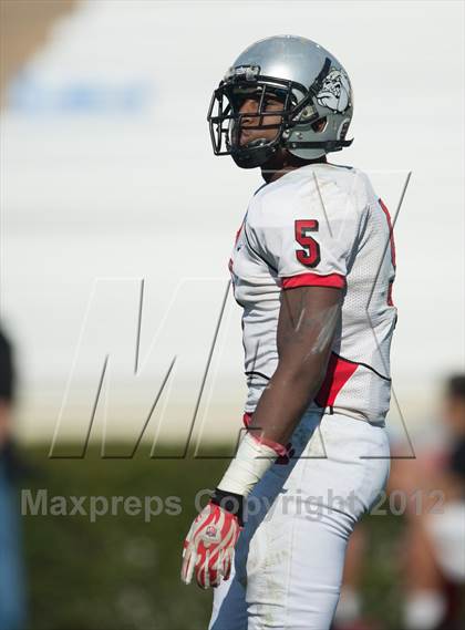 Thumbnail 2 in Butler vs. Jack Britt (NCHSAA 4AA Final) photogallery.