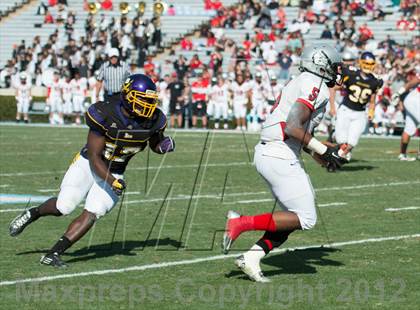 Thumbnail 2 in Butler vs. Jack Britt (NCHSAA 4AA Final) photogallery.