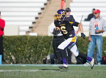Thumbnail 1 in Butler vs. Jack Britt (NCHSAA 4AA Final) photogallery.