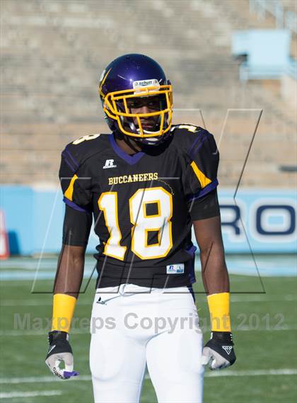 Thumbnail 2 in Butler vs. Jack Britt (NCHSAA 4AA Final) photogallery.