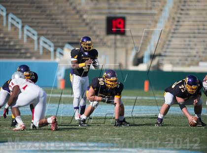 Thumbnail 3 in Butler vs. Jack Britt (NCHSAA 4AA Final) photogallery.