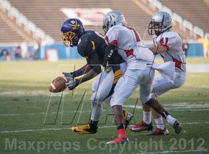 Thumbnail 2 in Butler vs. Jack Britt (NCHSAA 4AA Final) photogallery.