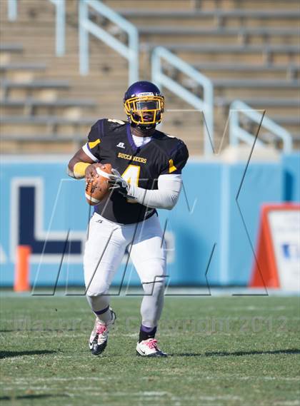 Thumbnail 3 in Butler vs. Jack Britt (NCHSAA 4AA Final) photogallery.