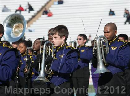 Thumbnail 2 in Butler vs. Jack Britt (NCHSAA 4AA Final) photogallery.