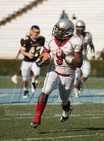 Thumbnail 1 in Butler vs. Jack Britt (NCHSAA 4AA Final) photogallery.