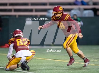 Thumbnail 3 in O'Dea vs. Peninsula (WIAA 3A Quarterfinal) photogallery.