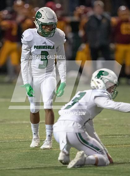 Thumbnail 2 in O'Dea vs. Peninsula (WIAA 3A Quarterfinal) photogallery.