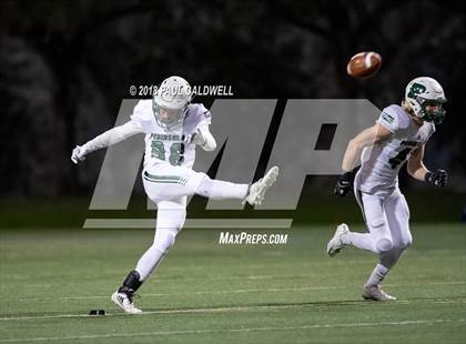 Thumbnail 3 in O'Dea vs. Peninsula (WIAA 3A Quarterfinal) photogallery.