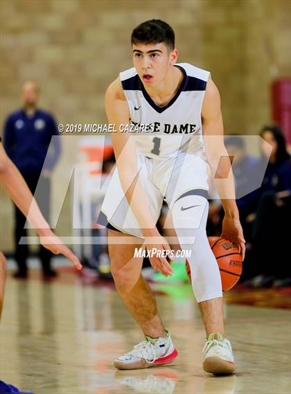 Thumbnail 2 in Notre Dame (SO) vs. St. Joseph Notre Dame (Torrey Pines Holiday Classic) photogallery.