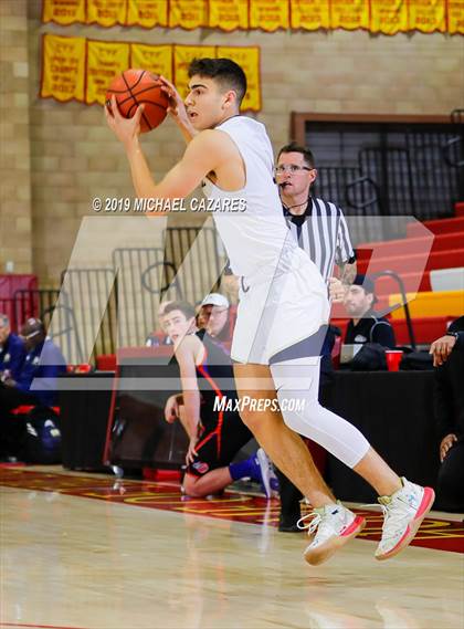 Thumbnail 3 in Notre Dame (SO) vs. St. Joseph Notre Dame (Torrey Pines Holiday Classic) photogallery.