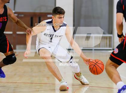 Thumbnail 3 in Notre Dame (SO) vs. St. Joseph Notre Dame (Torrey Pines Holiday Classic) photogallery.