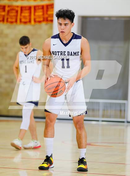 Thumbnail 1 in Notre Dame (SO) vs. St. Joseph Notre Dame (Torrey Pines Holiday Classic) photogallery.