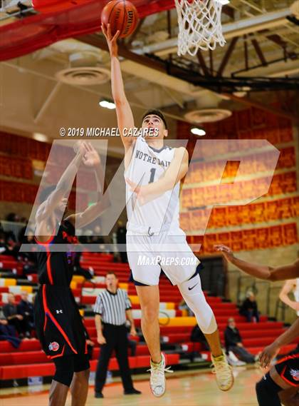 Thumbnail 2 in Notre Dame (SO) vs. St. Joseph Notre Dame (Torrey Pines Holiday Classic) photogallery.