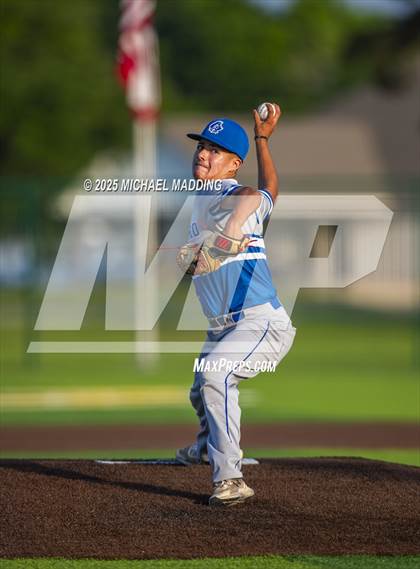 Thumbnail 1 in Shepherd @ Hardin-Jefferson photogallery.