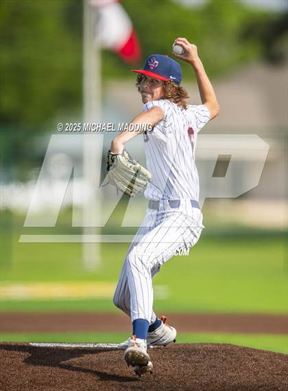 Thumbnail 1 in Shepherd @ Hardin-Jefferson photogallery.