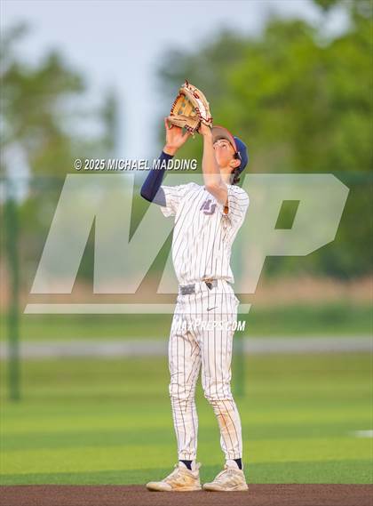 Thumbnail 2 in Shepherd @ Hardin-Jefferson photogallery.