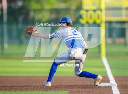 Thumbnail 2 in Shepherd @ Hardin-Jefferson photogallery.
